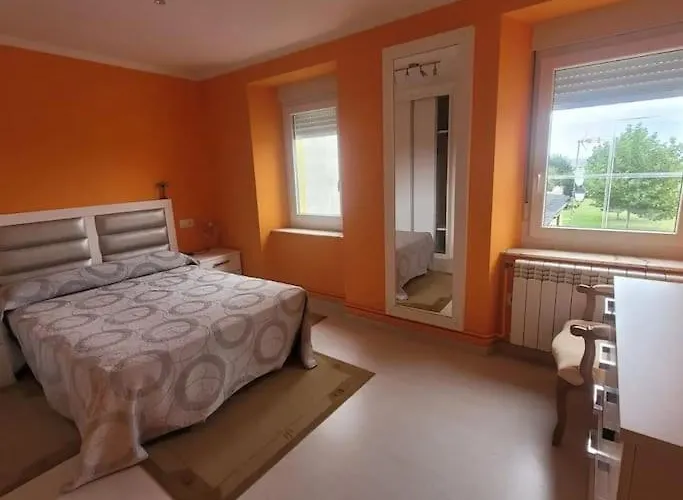 Casa Viqueira بيت للعطل